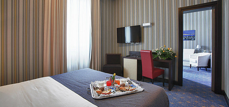 Hotel Naples 4* Naples