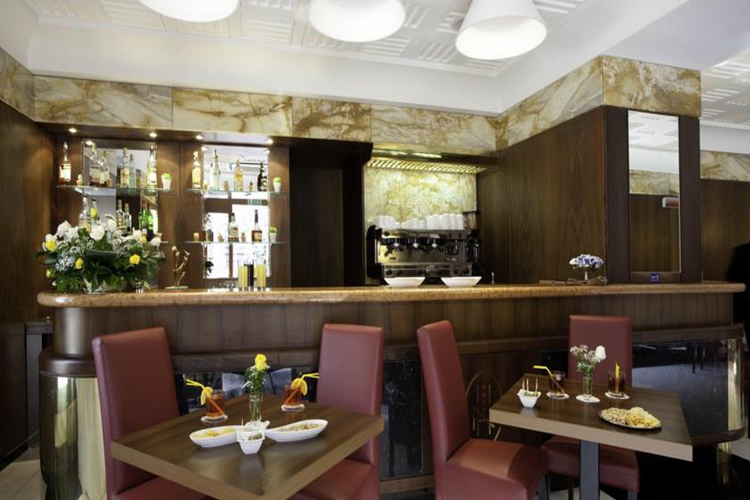 Hotel Naples 4*