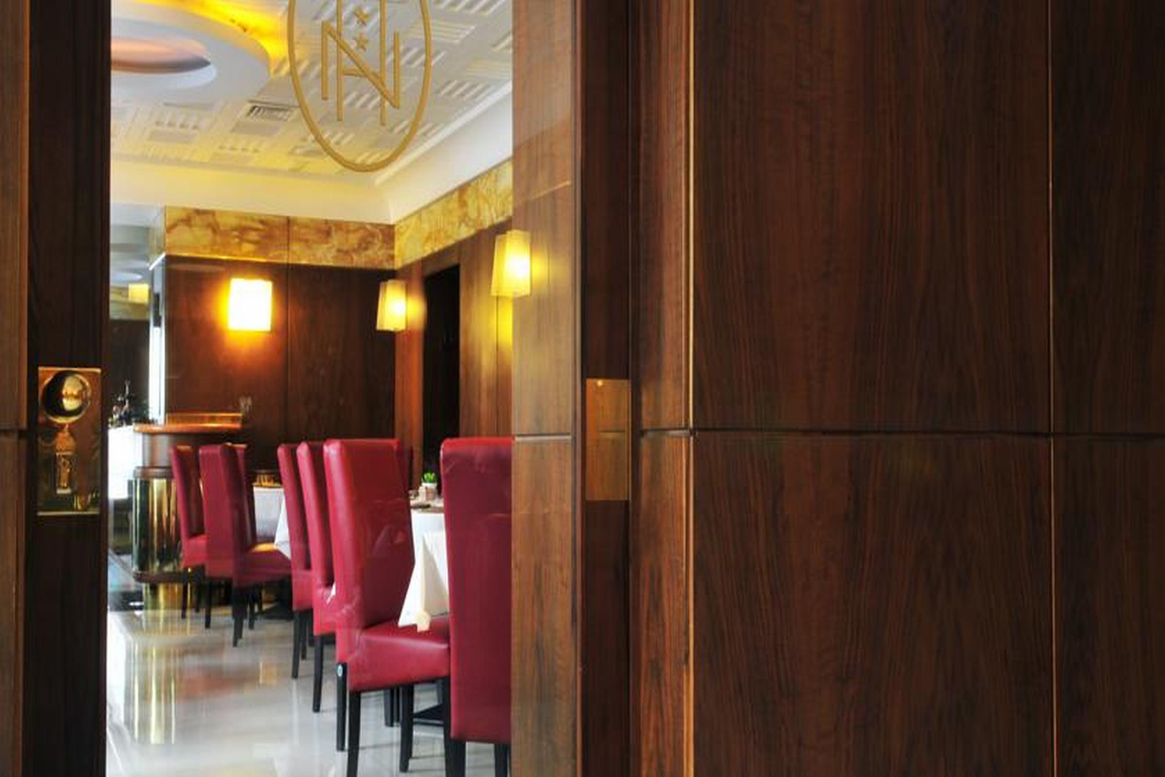 Hotel Naples