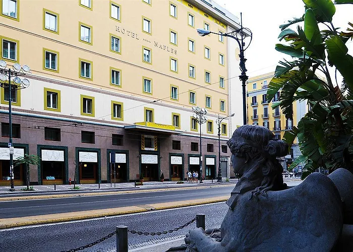 Hotel Naples